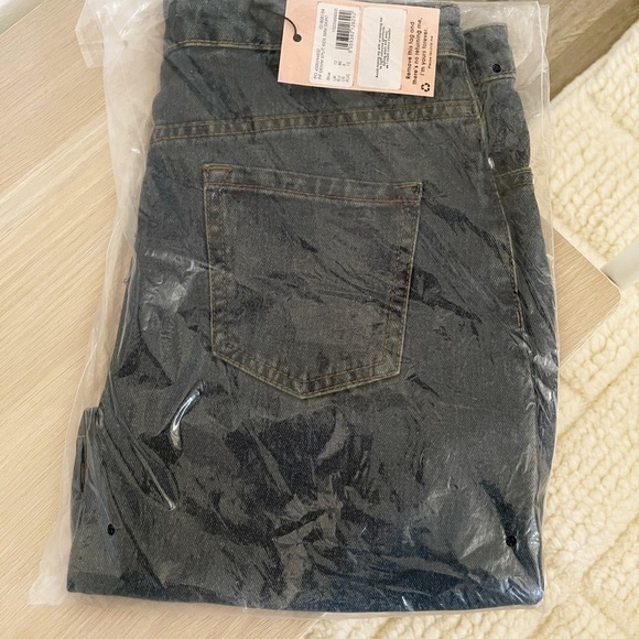 Missguided Denim Side Split Mini Skirt - 8 - Picture 2 of 5